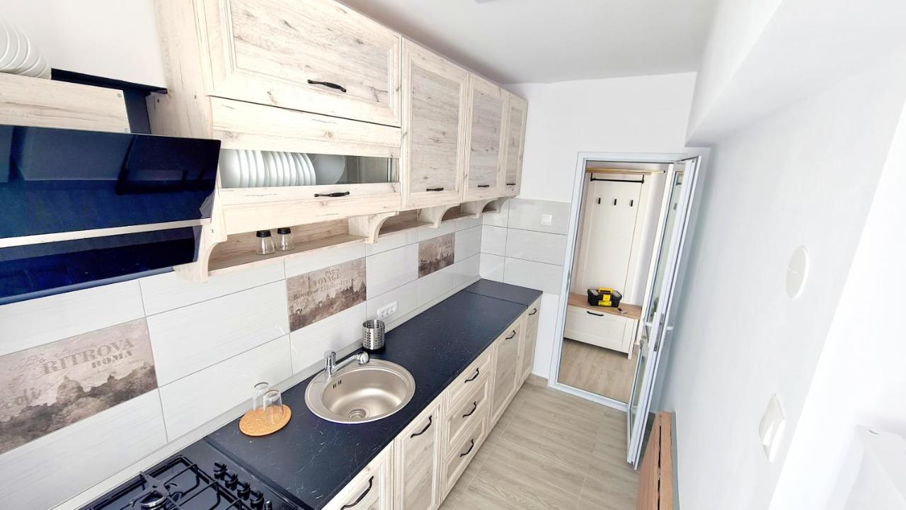 פיטסטי Belle Apartments - Central מראה חיצוני תמונה