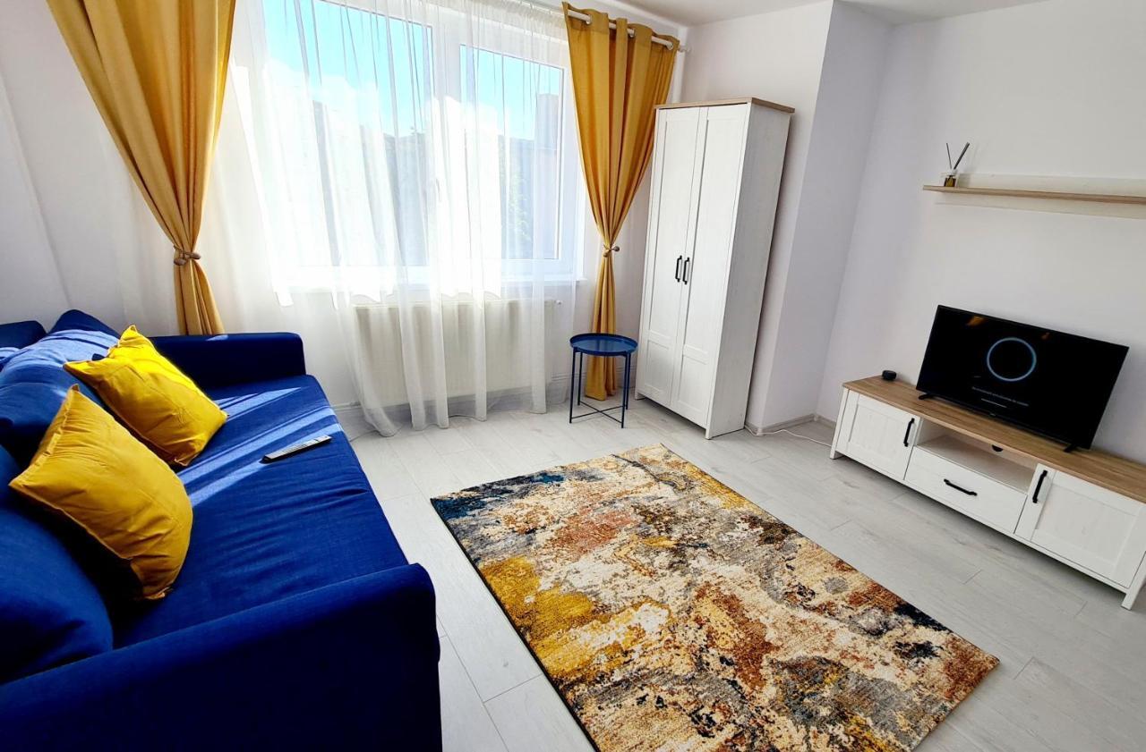 פיטסטי Belle Apartments - Central מראה חיצוני תמונה