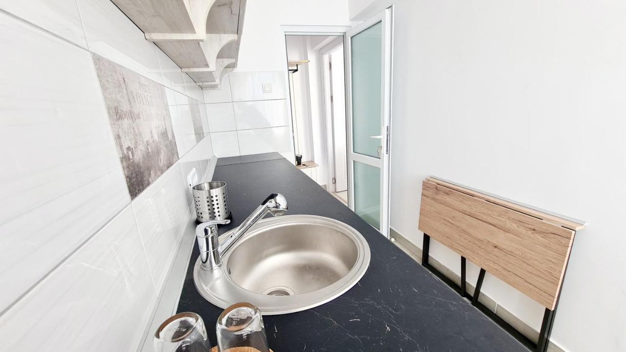 פיטסטי Belle Apartments - Central מראה חיצוני תמונה
