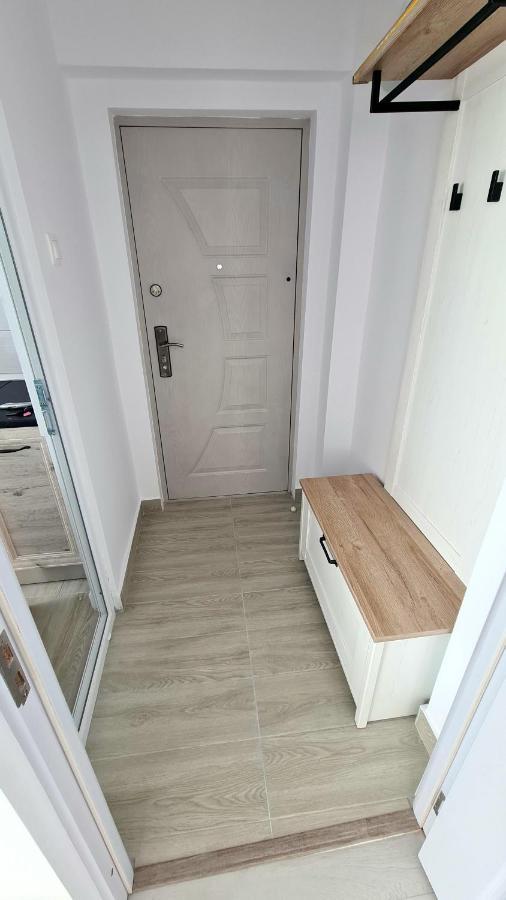 פיטסטי Belle Apartments - Central מראה חיצוני תמונה